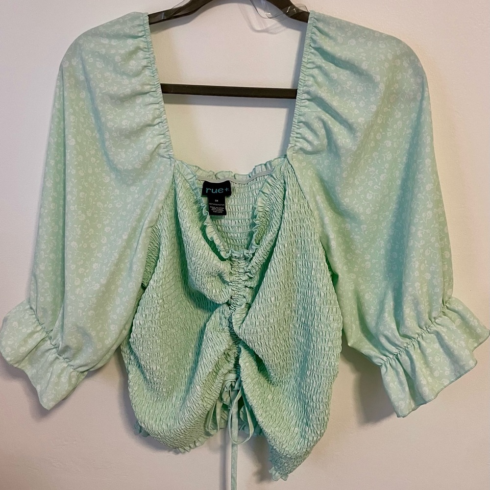 Rue 21 Crop top